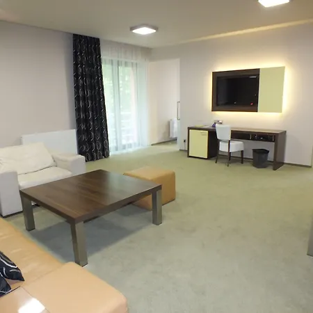 Lesni Hotel Breznice (Pribram)